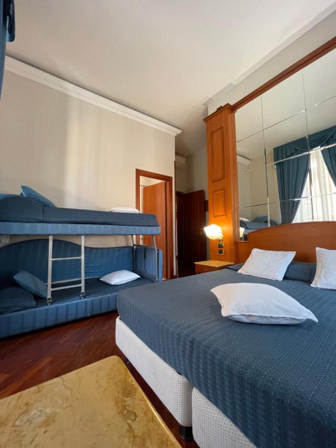 Gasthuis 3rd Floor 69 Manin Street