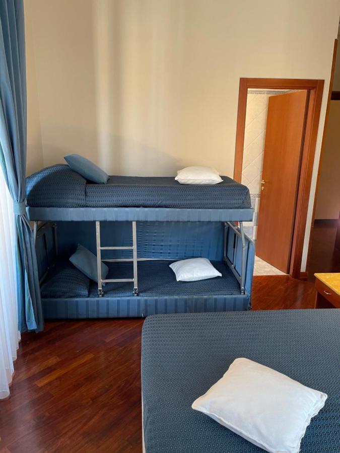3rd Floor 69 Manin Street Gasthuis Rome